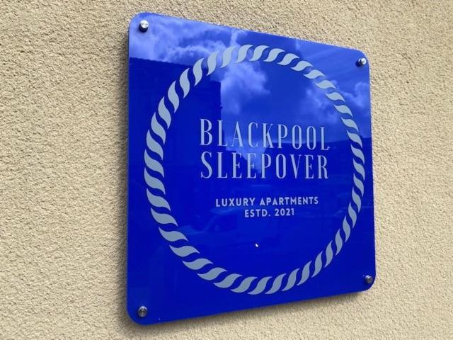 Blackpool Sleepover Apartment 2 Free Parking Sleeps 6 מראה חיצוני תמונה